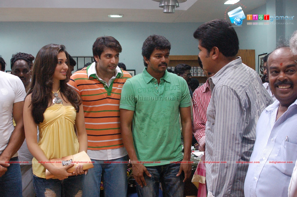 Thillalangadi Movie Launch Event hd photo